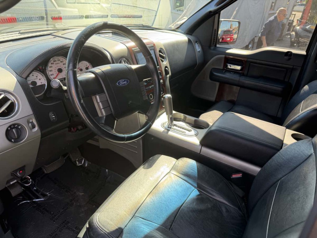 2006 Ford F-150 Image 13