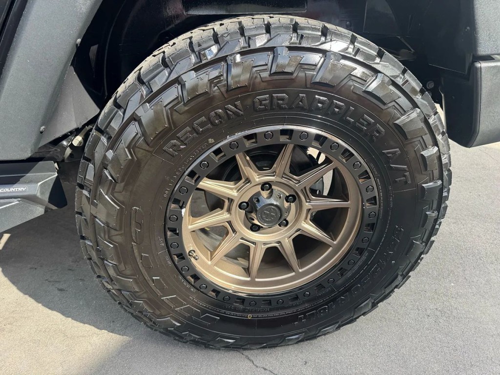 2018 Jeep Wrangler Image 8