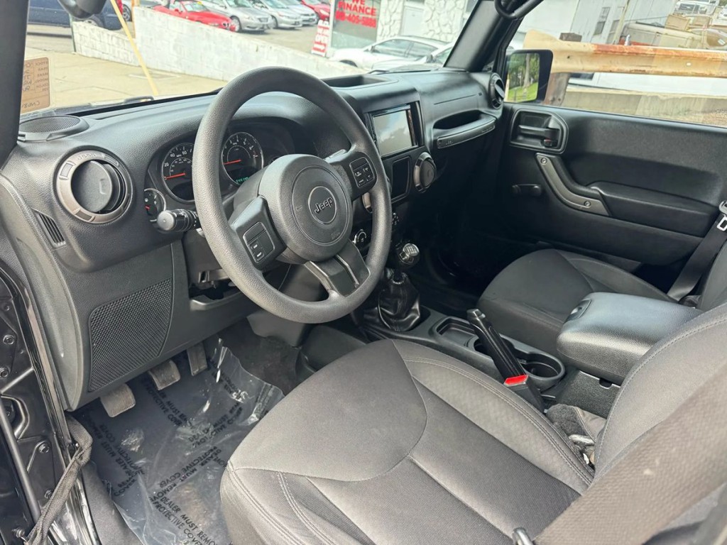 2018 Jeep Wrangler Image 12