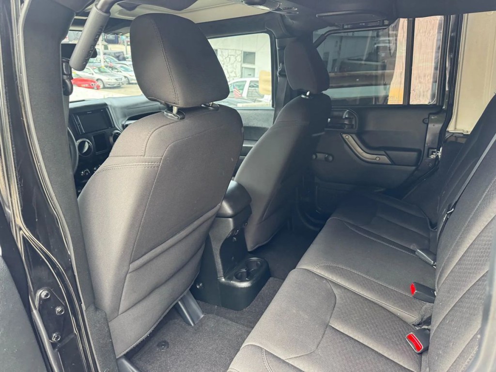 2018 Jeep Wrangler Image 22