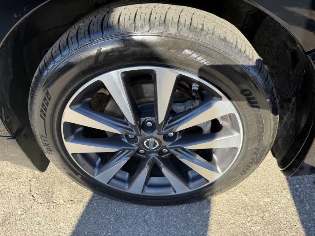 2016 Nissan Altima Image 15