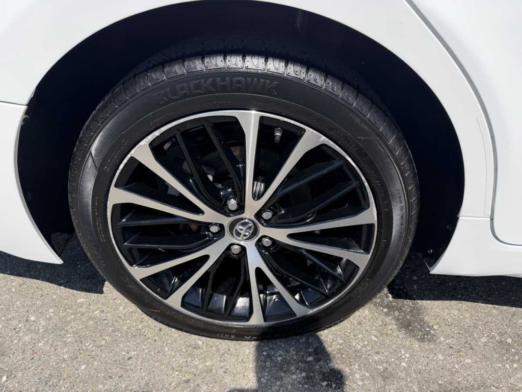 2018 Toyota Camry Image 7