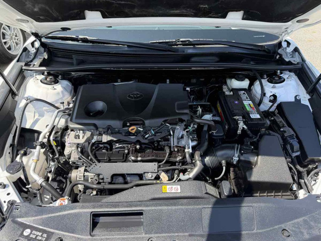 2018 Toyota Camry Image 21