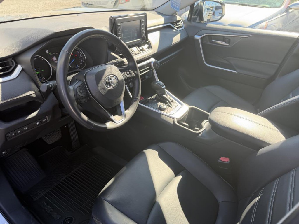 2022 Toyota Rav4 Image 12