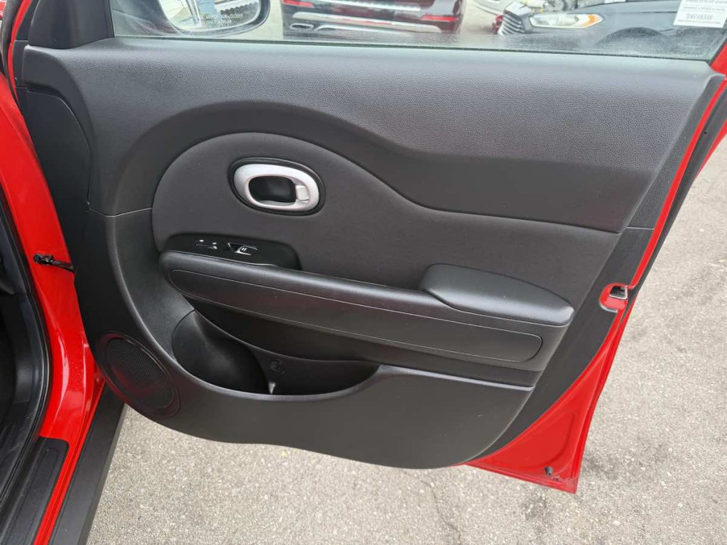 2018 Kia Soul Image 13