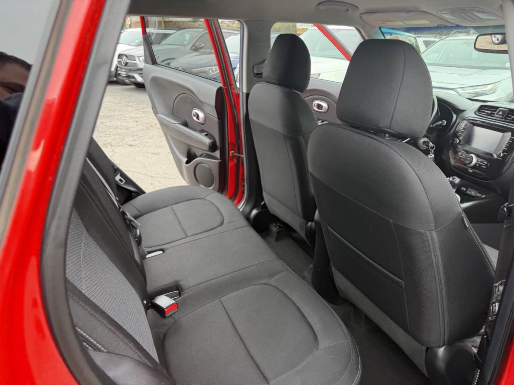 2018 Kia Soul Image 14