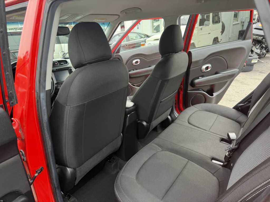 2018 Kia Soul Image 15