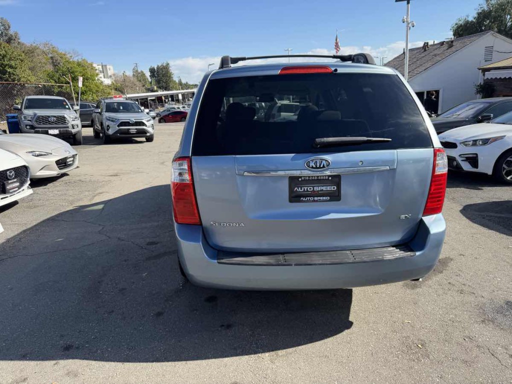 2008 Kia Sedona Image 5