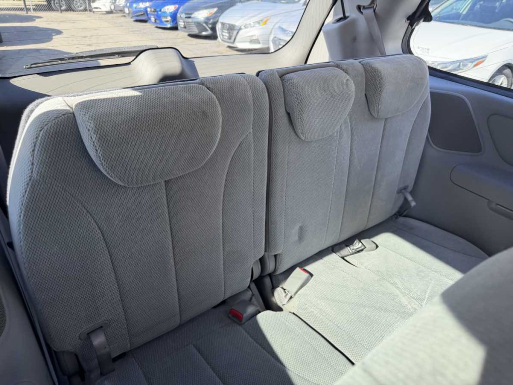 2008 Kia Sedona Image 10
