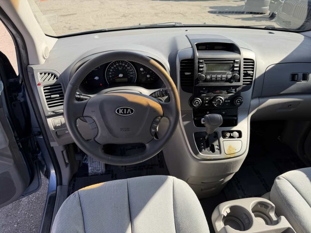 2008 Kia Sedona Image 16