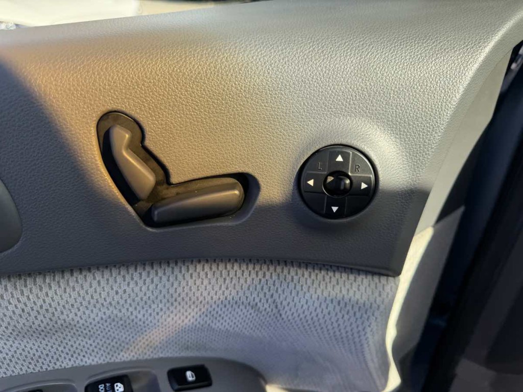 2008 Kia Sedona Image 21