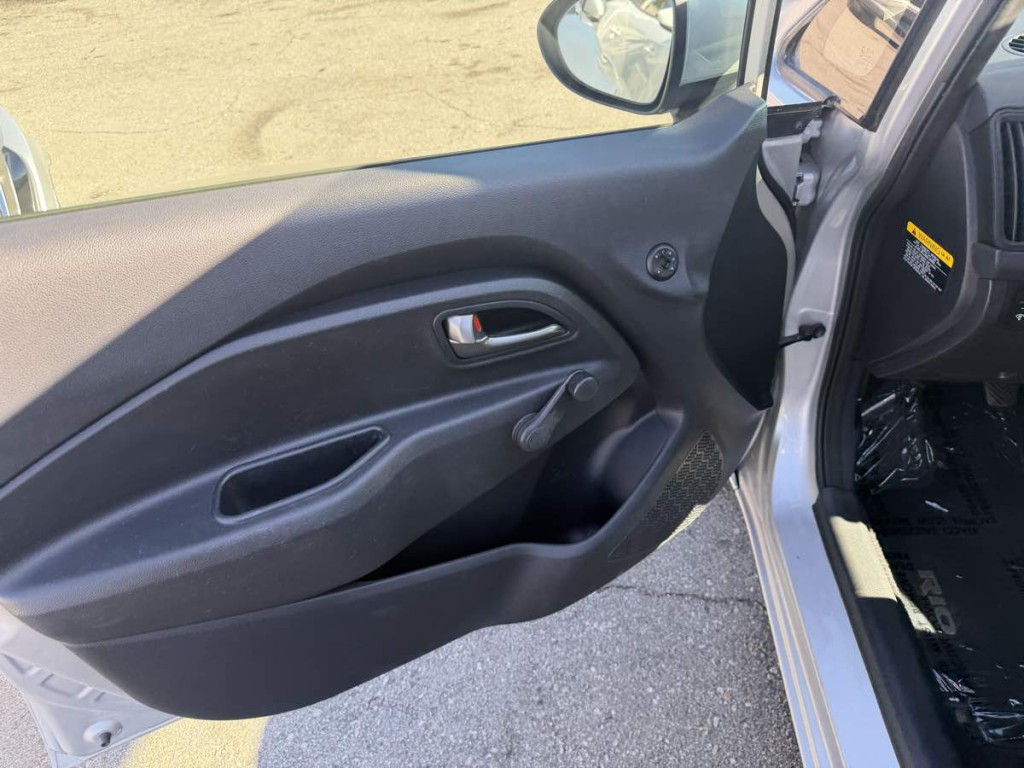 2012 Kia Rio Image 8