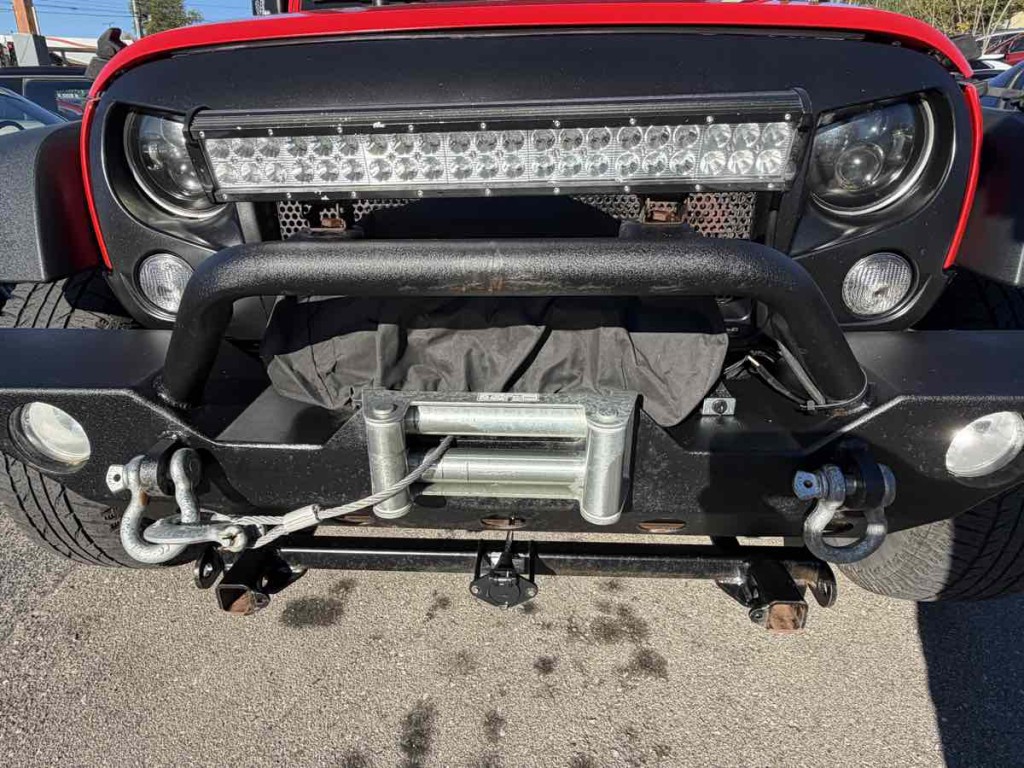 2014 Jeep Wrangler Image 25