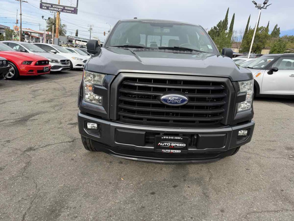 2015 Ford F-150 Image 2