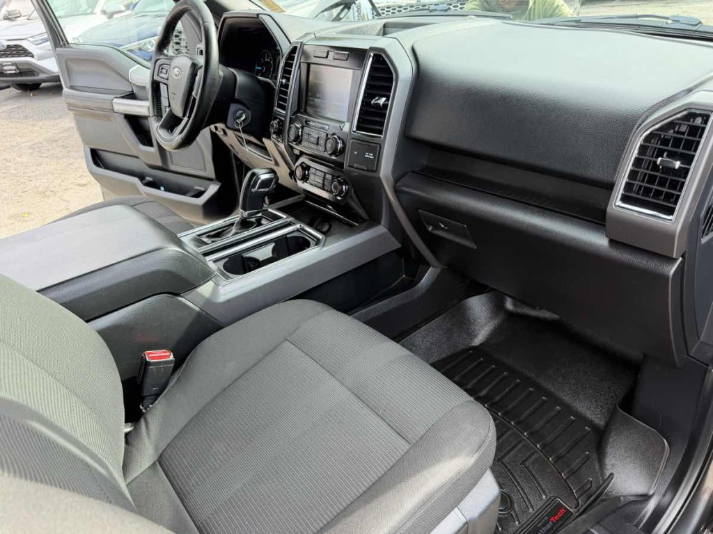 2015 Ford F-150 Image 19