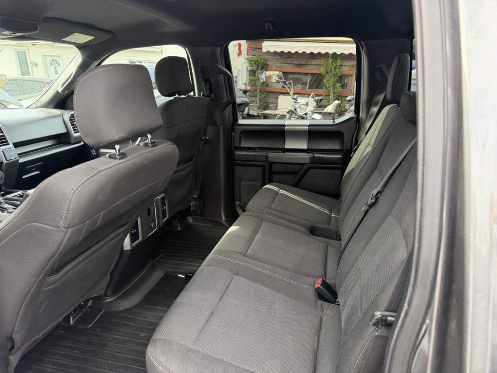 2015 Ford F-150 Image 22