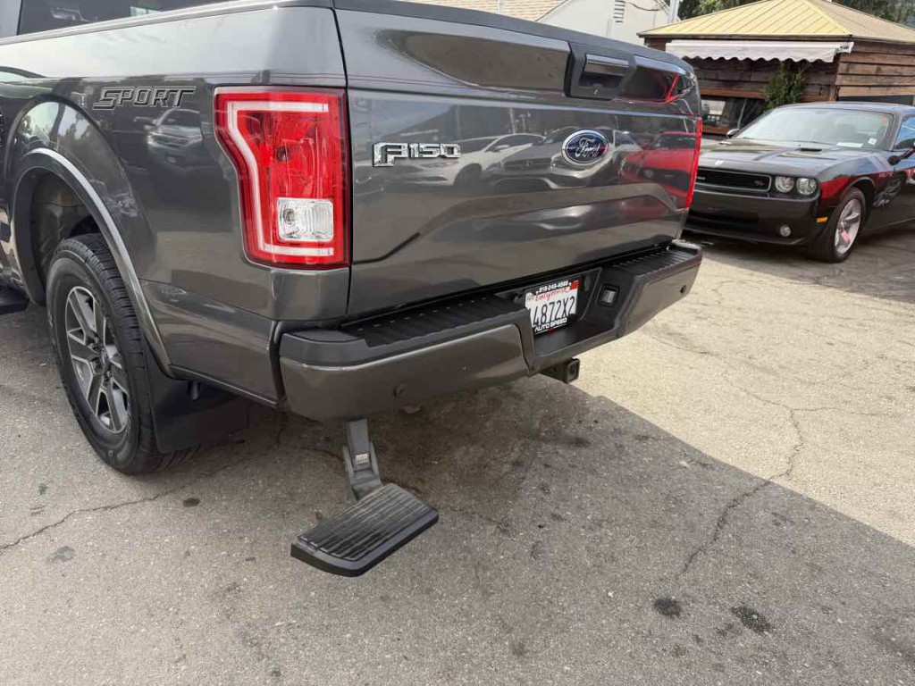 2015 Ford F-150 Image 25