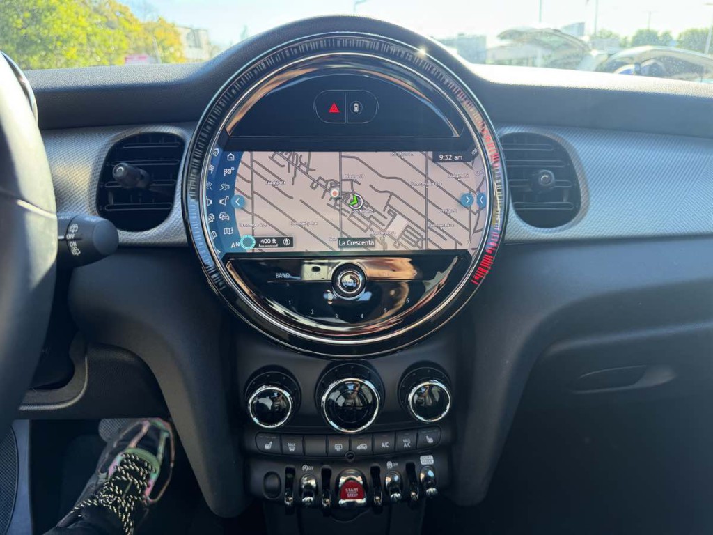 2022 MINI Cooper Image 13