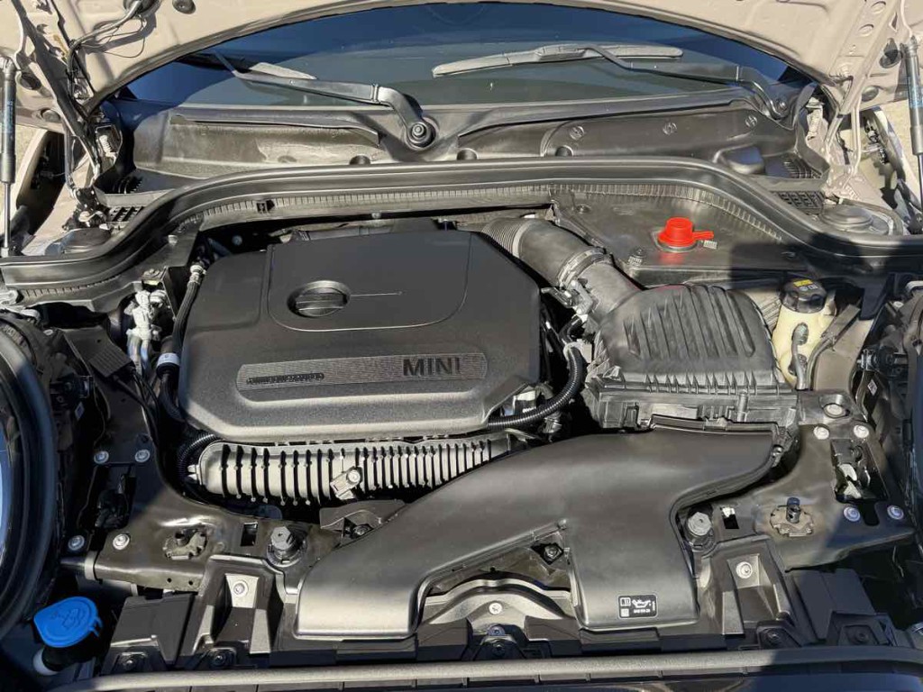 2022 MINI Cooper Image 27