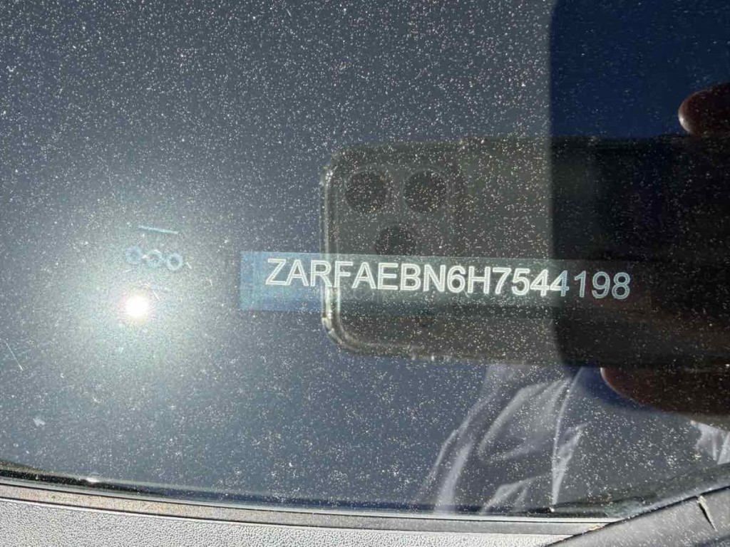 2017 Alfa Romeo Giulia Image 13