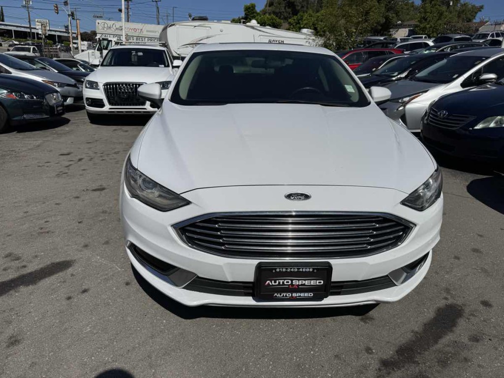 2018 Ford Fusion Image 2