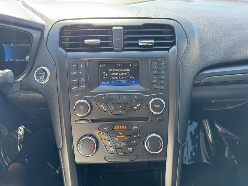 2018 Ford Fusion Image 17