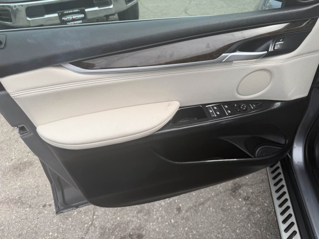 2016 BMW X5 Image 11