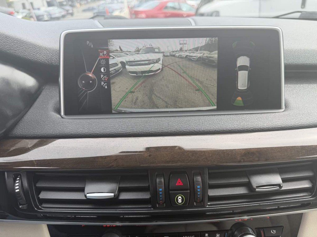 2016 BMW X5 Image 15