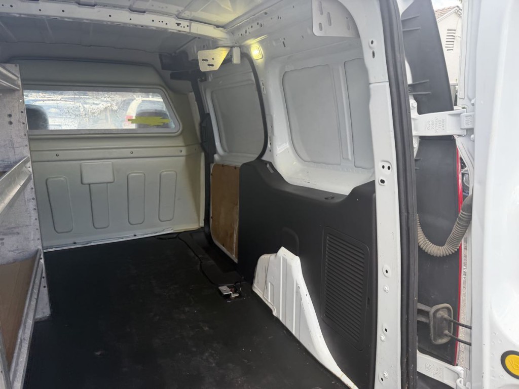2017 Ford Transit Connect Image 21