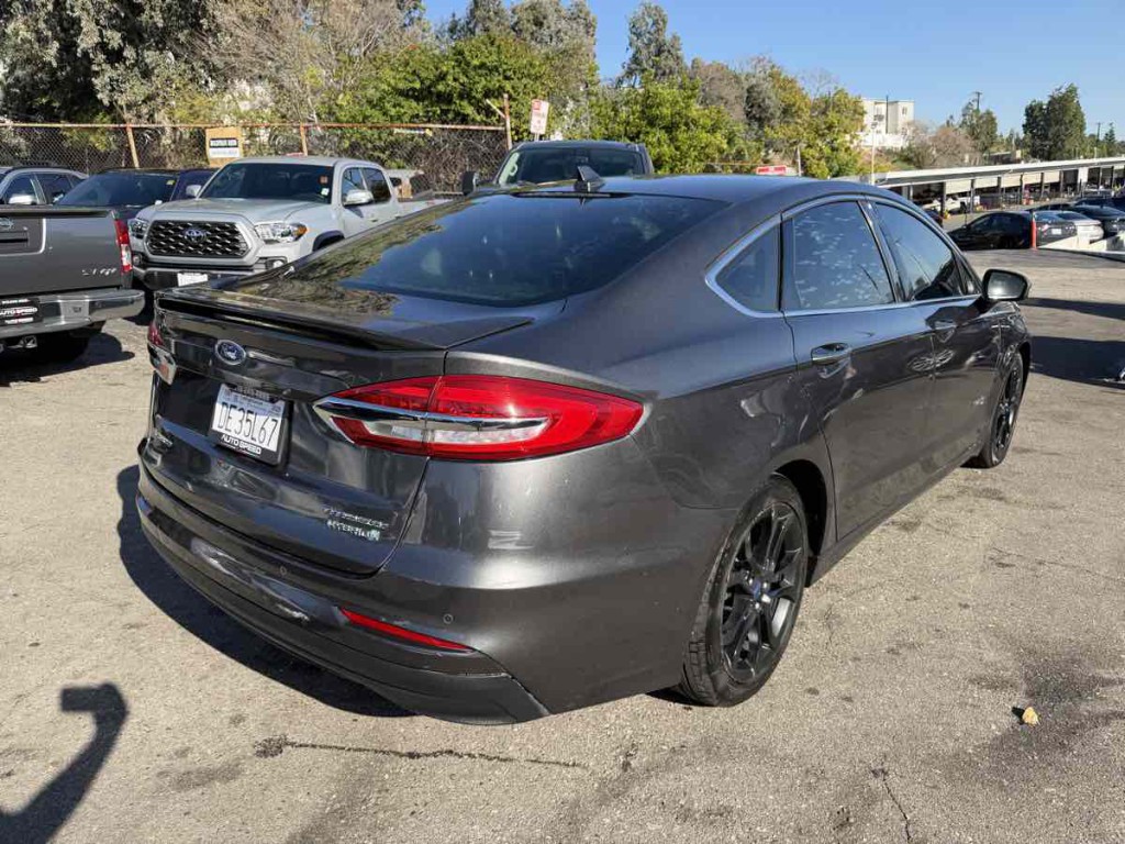 2019 Ford Fusion Image 4