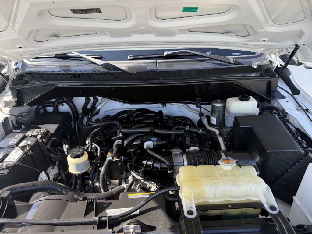 2019 Nissan NV Image 24