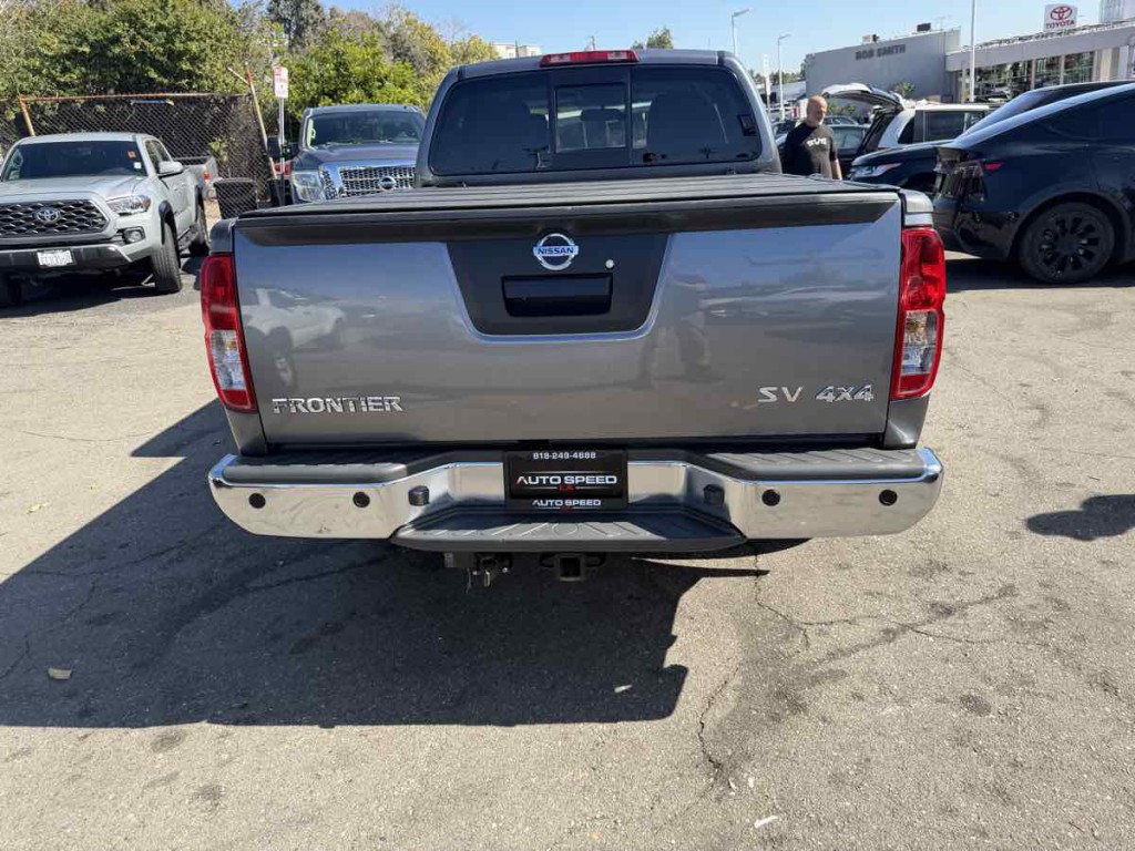 2018 Nissan Frontier Image 5