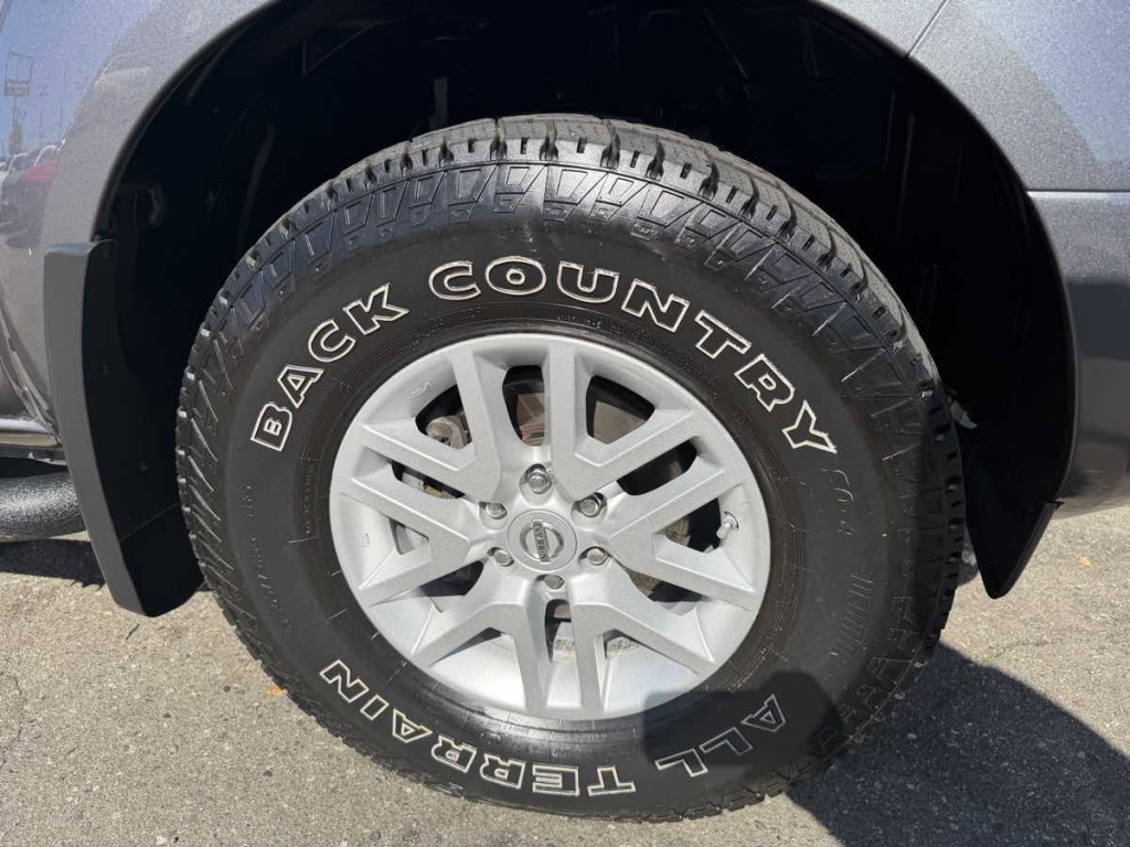 2018 Nissan Frontier Image 8