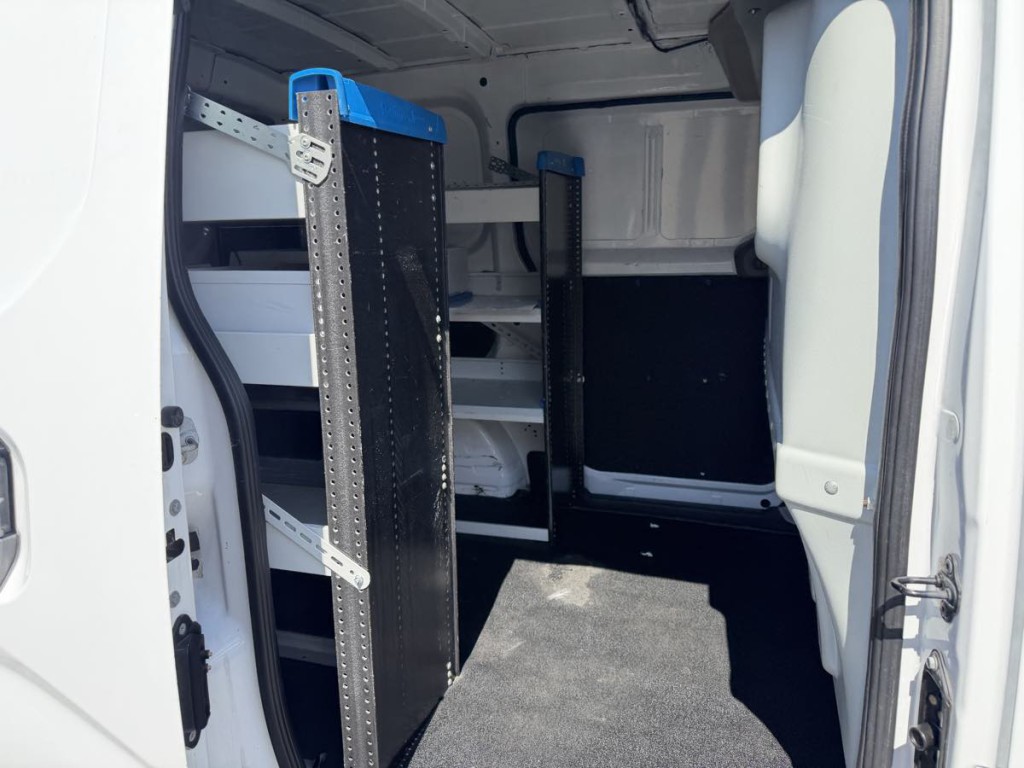 2017 Chevrolet Express Image 15