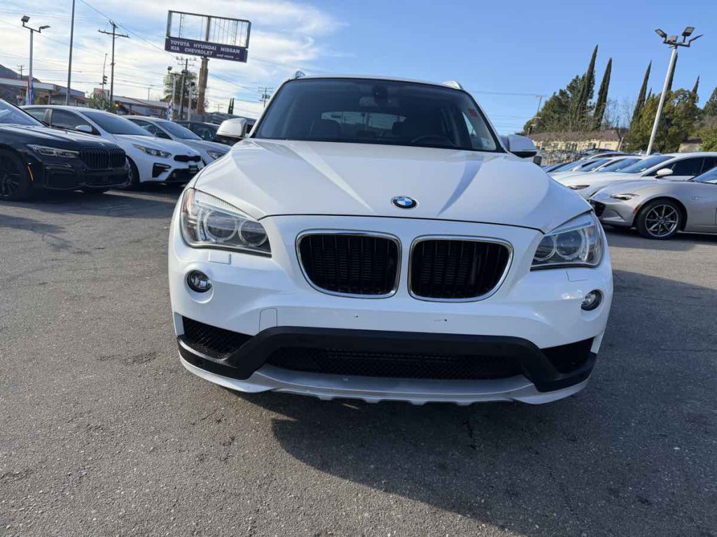 2015 BMW X1 Image 2