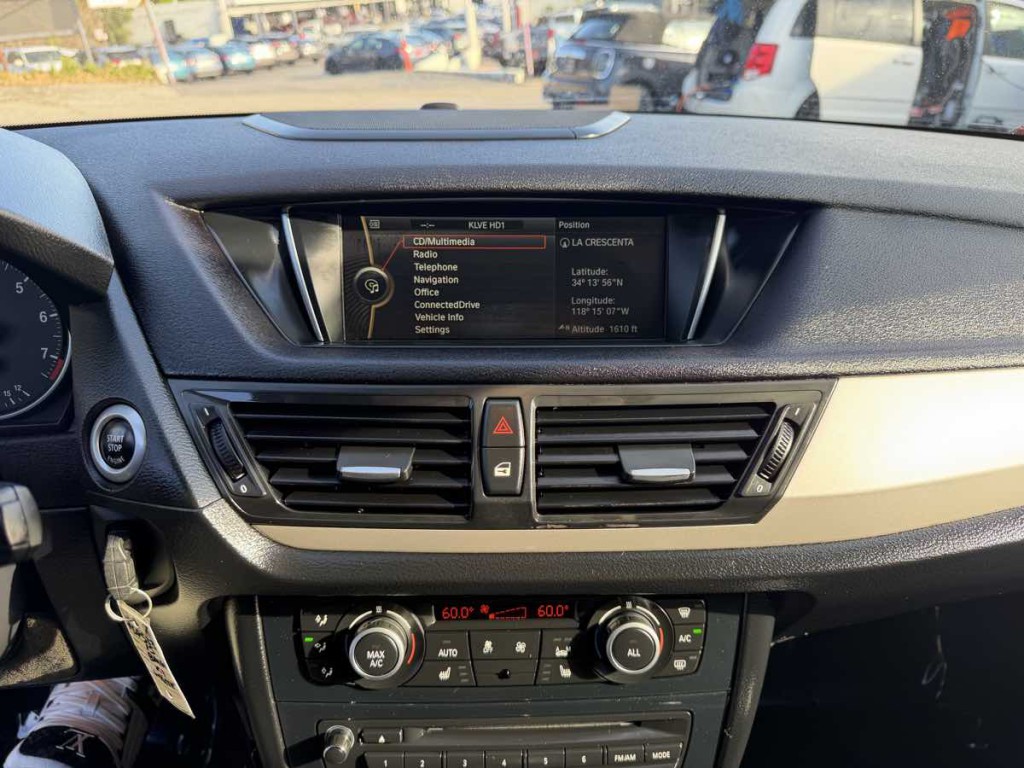 2015 BMW X1 Image 21