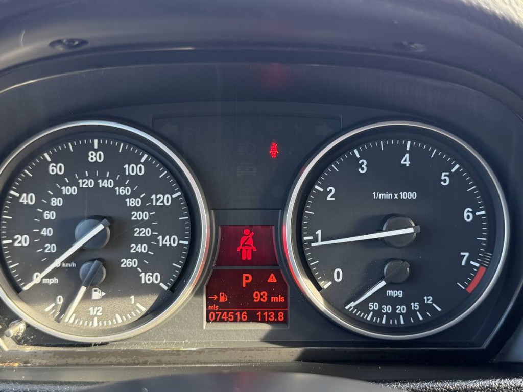 2015 BMW X1 Image 24