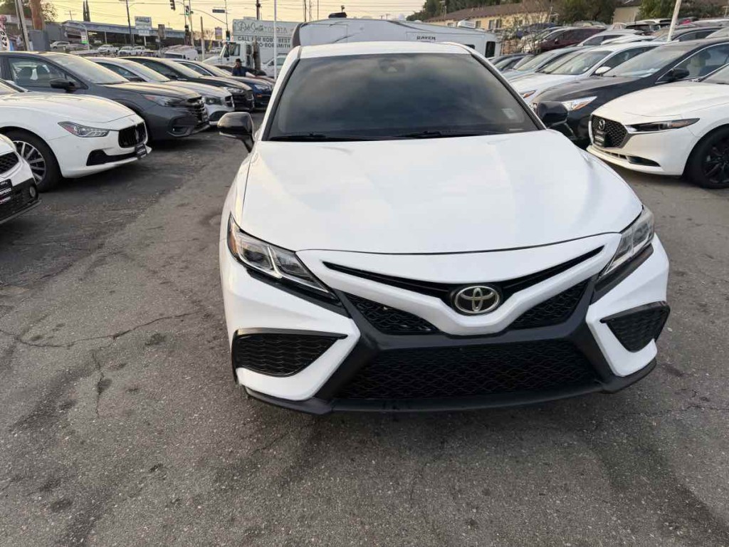 2021 Toyota Camry Image 2