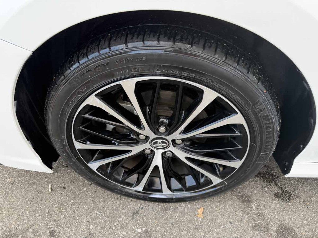 2021 Toyota Camry Image 7