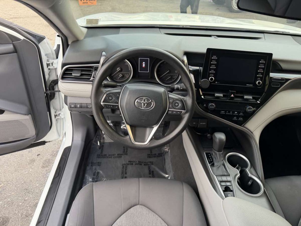 2021 Toyota Camry Image 10