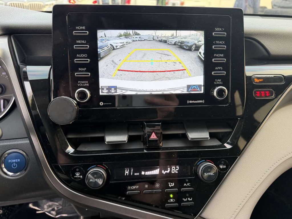 2021 Toyota Camry Image 13