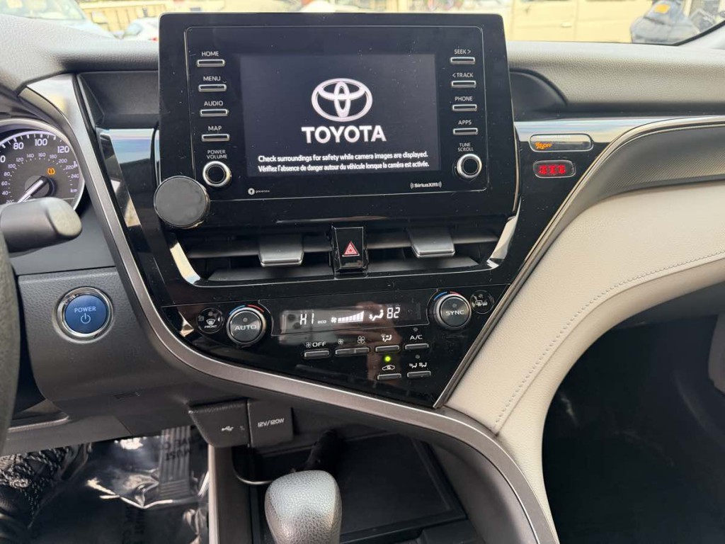 2021 Toyota Camry Image 14