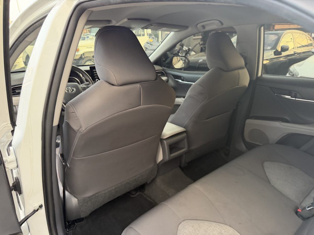 2021 Toyota Camry Image 15