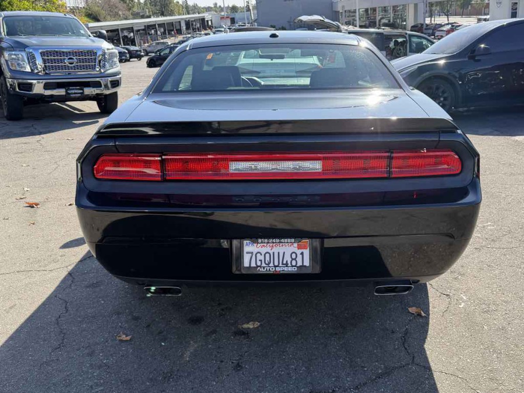 2009 Dodge Challenger Image 5