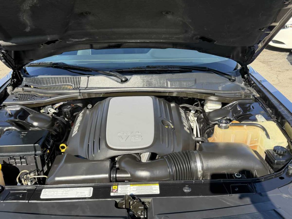 2009 Dodge Challenger Image 22