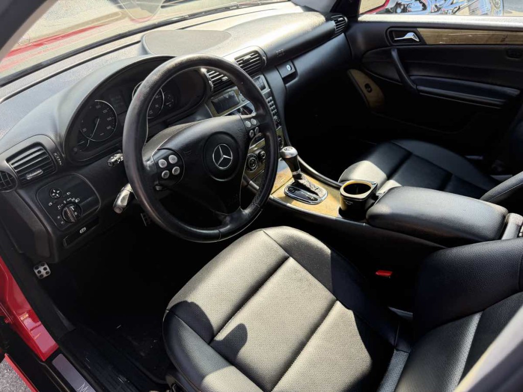 2007 Mercedes-Benz C-Class Image 10
