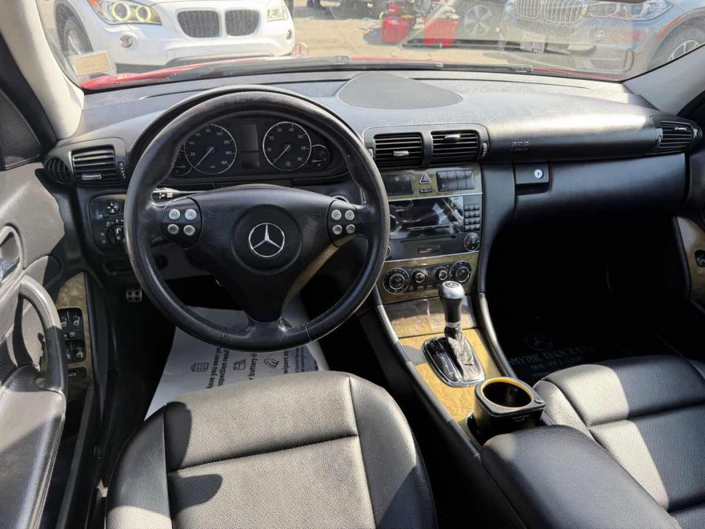 2007 Mercedes-Benz C-Class Image 11