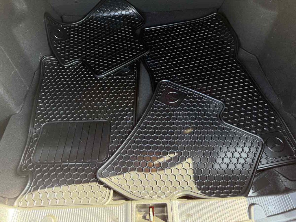 2007 Mercedes-Benz C-Class Image 18