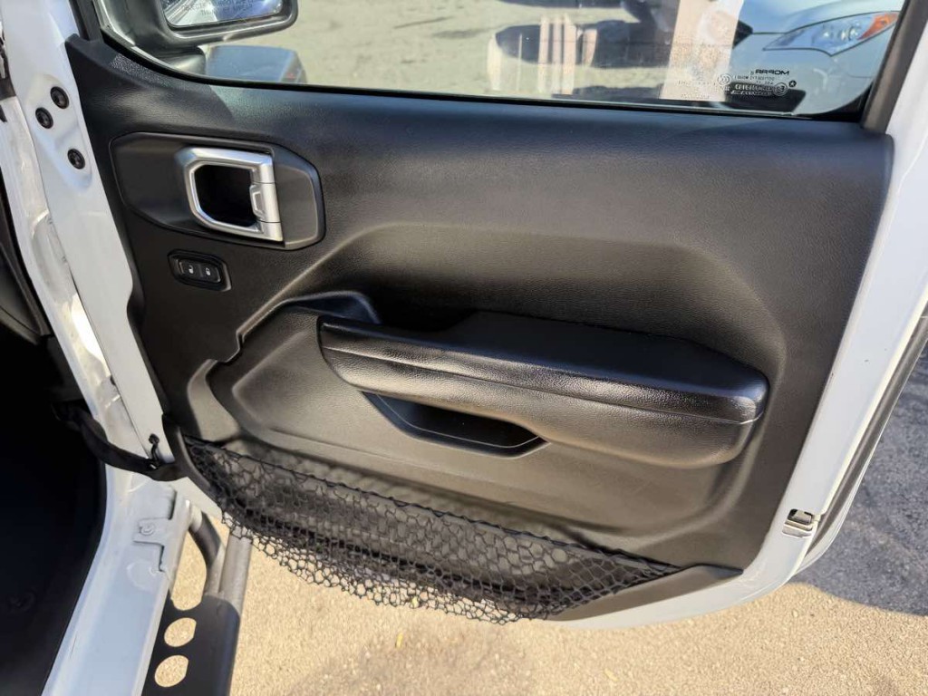 2018 Jeep Wrangler Unlimited Image 9