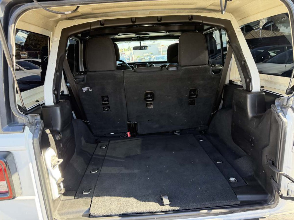 2018 Jeep Wrangler Unlimited Image 13